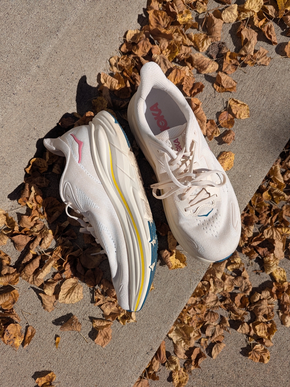 Hoka Clifton 10 Women's Cream Running Shoes with Pink & Blue Accents